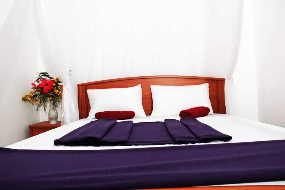 La Montagna Bed & Breakfast Ella Luaran gambar