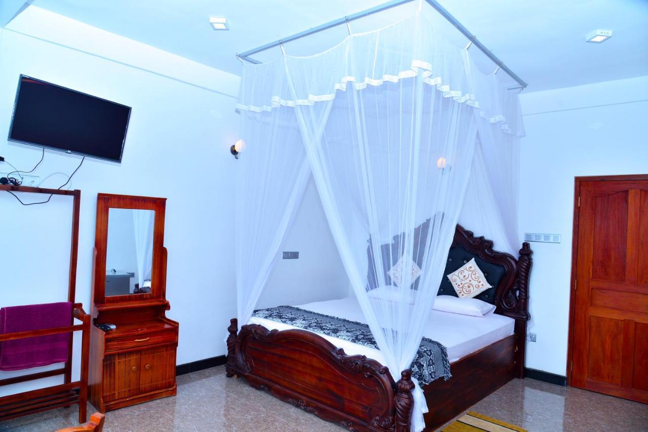 La Montagna Bed & Breakfast Ella Luaran gambar